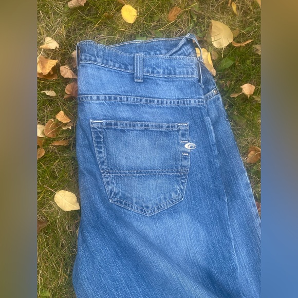 Point Zero 34x40 Embroidered denim - Picture 4 of 4